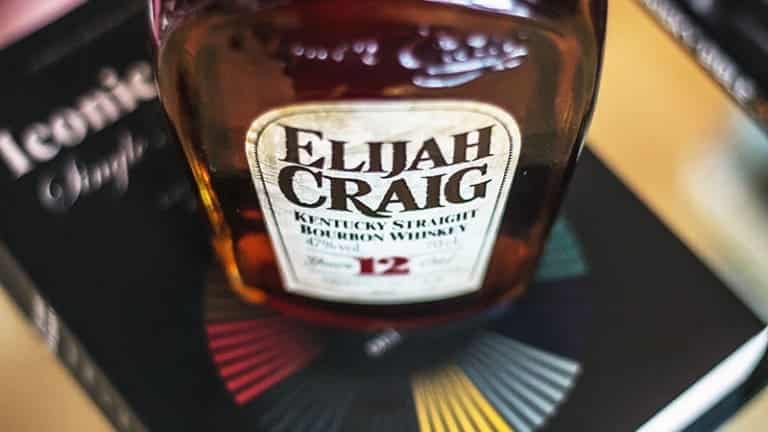 Kentucky straight Bourbon whiskey Elijah Craig 12 years tasting notes and review