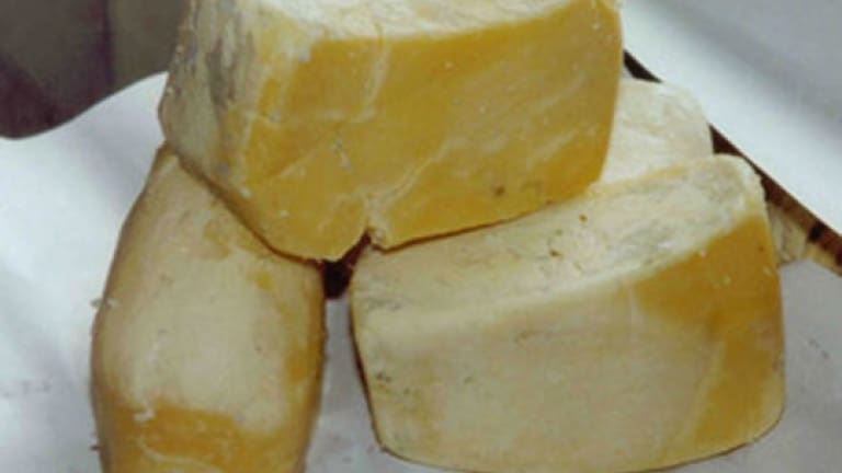 Pezzi di formaggio di fossa di Sogliano al Rubicone I migliori formaggi italiani
